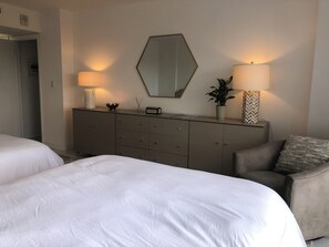 2 chambres, fer et planche à repasser, Wi-Fi, literie fournie