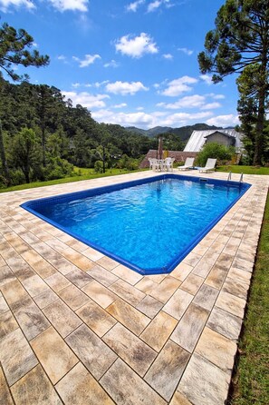 Piscine extérieure
