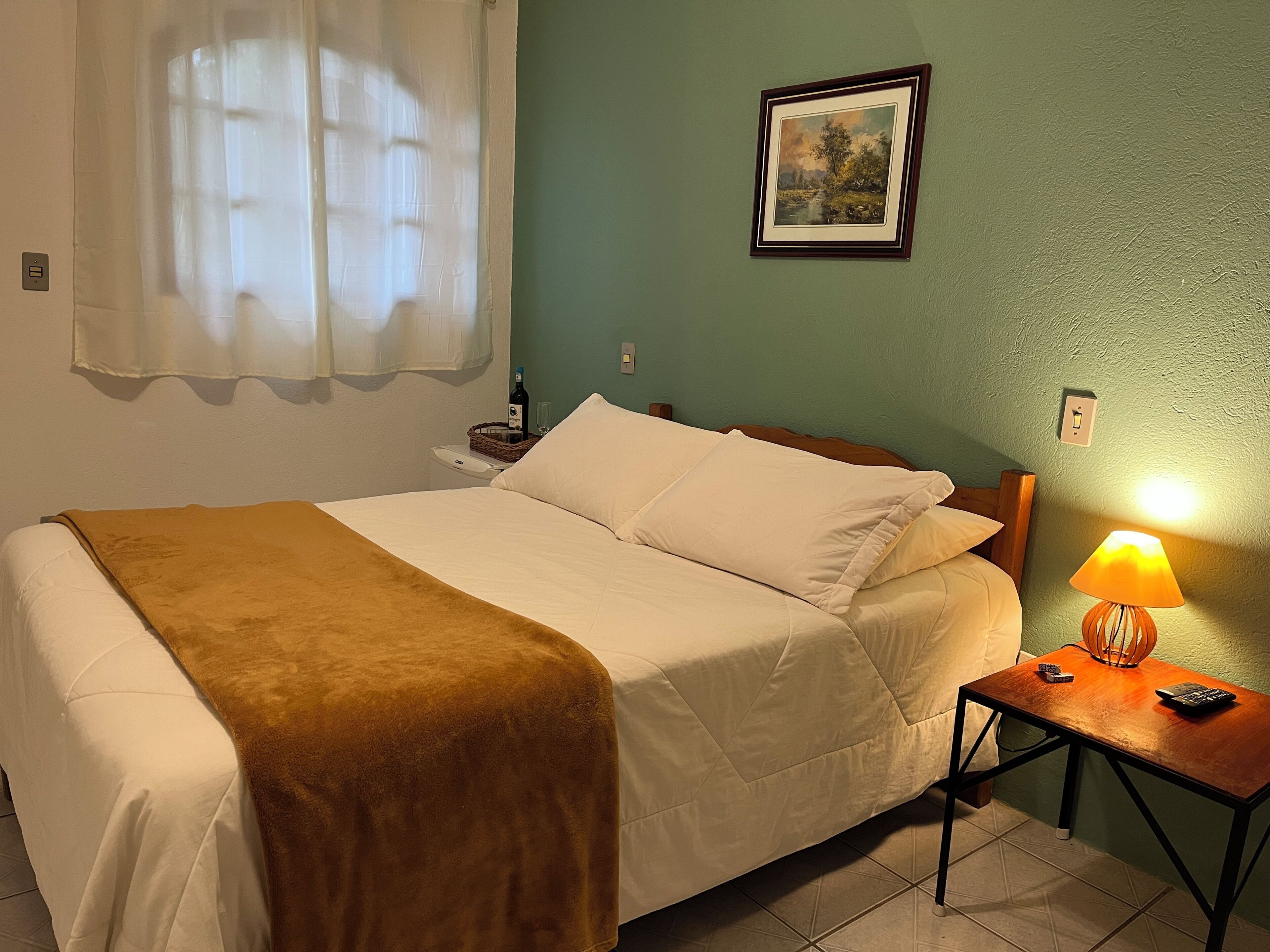 Habitación Confort doble, vistas al valle | Wifi gratis y ropa de cama