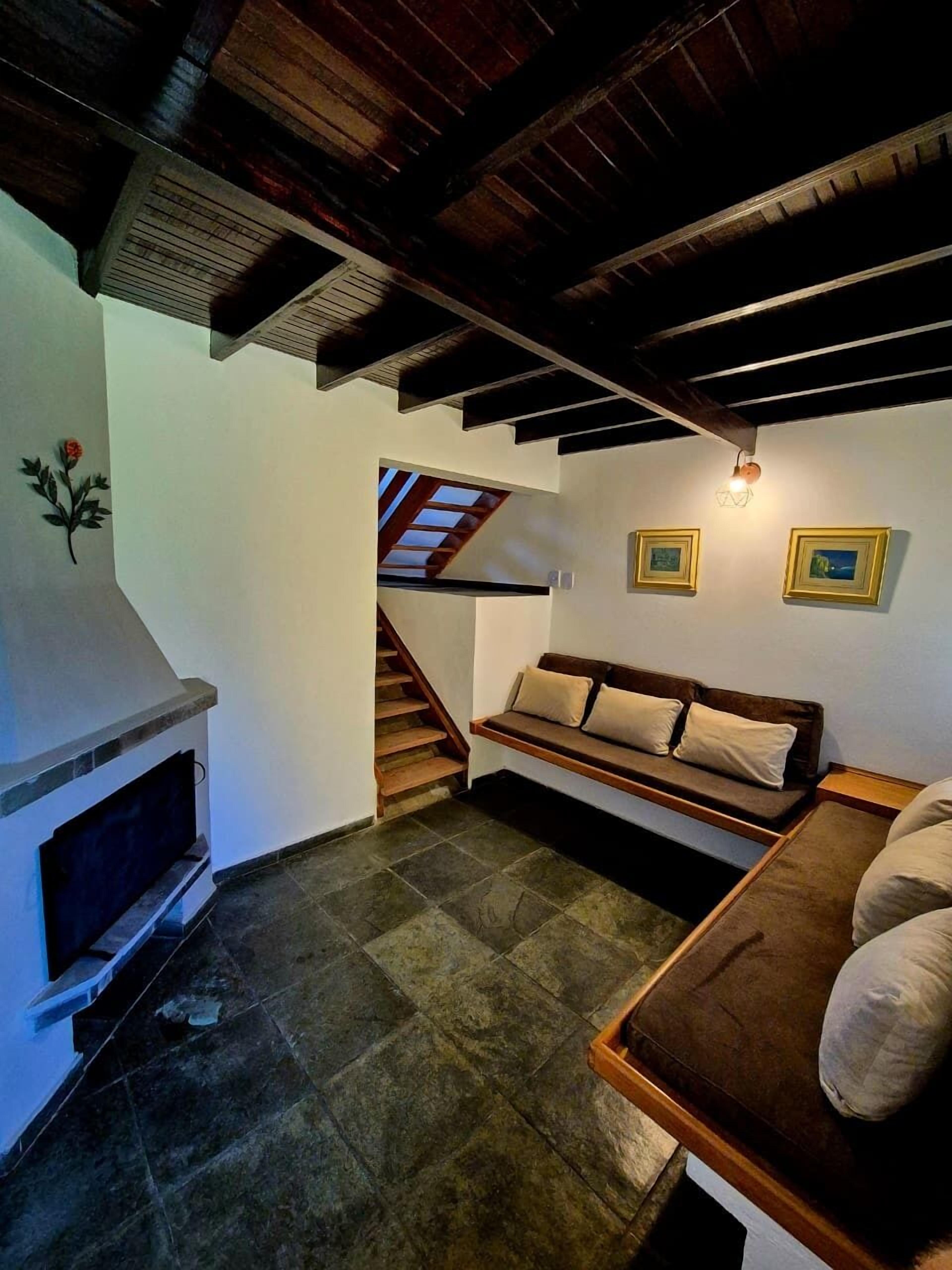 Alpehytte, balkong, hageutsikt | Oppholdsområde