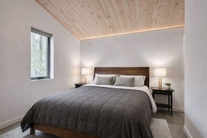 3 chambres, bureau, Wi-Fi, draps fournis