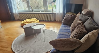 Apartment „Haus Am Goldberg“ mit Bergblick, privater Terrasse und WLAN