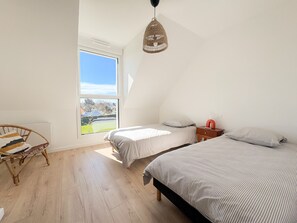 3 soverom, strykejern/-brett, wi-fi og sengetøy