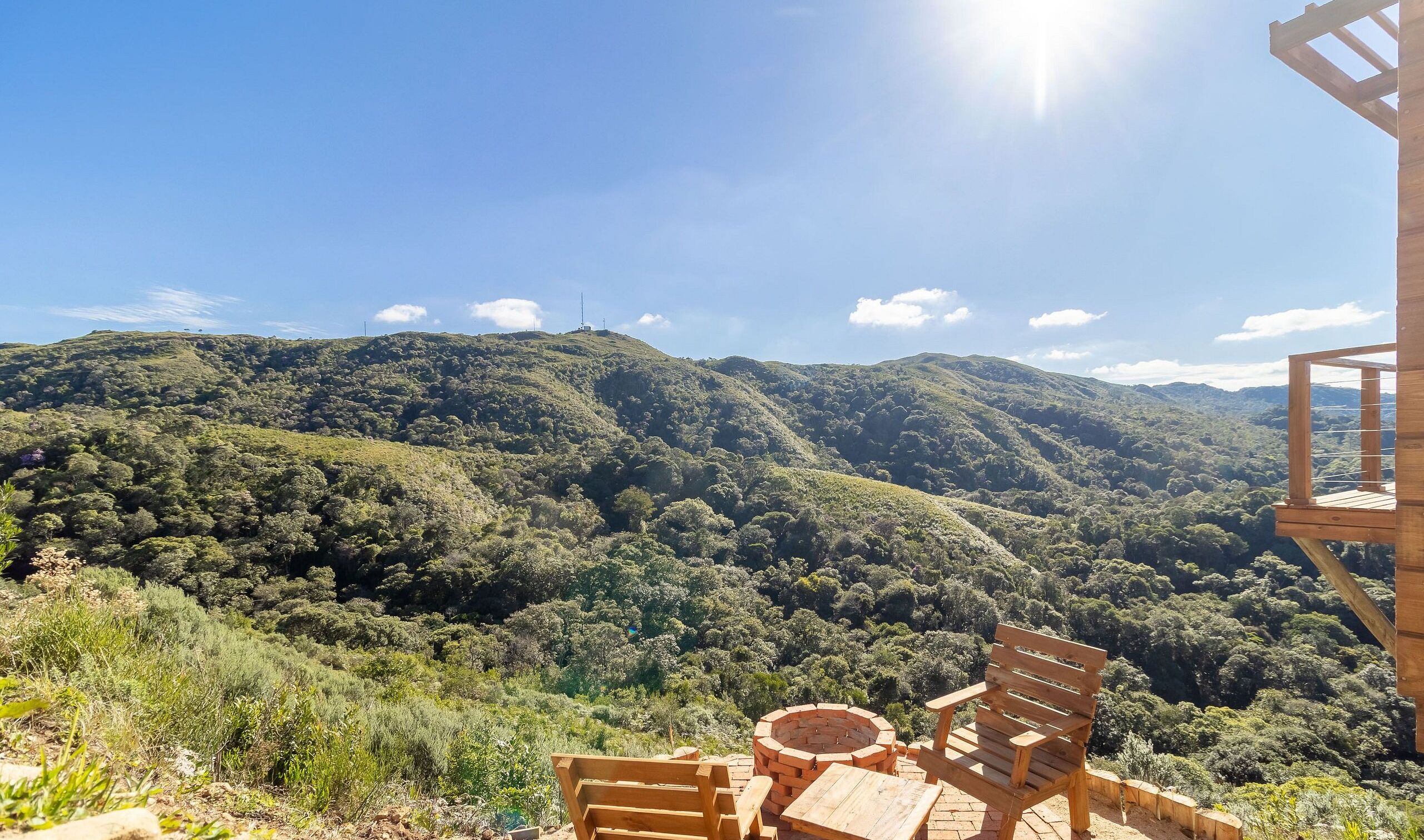 Apartment | Outdoor spa tub