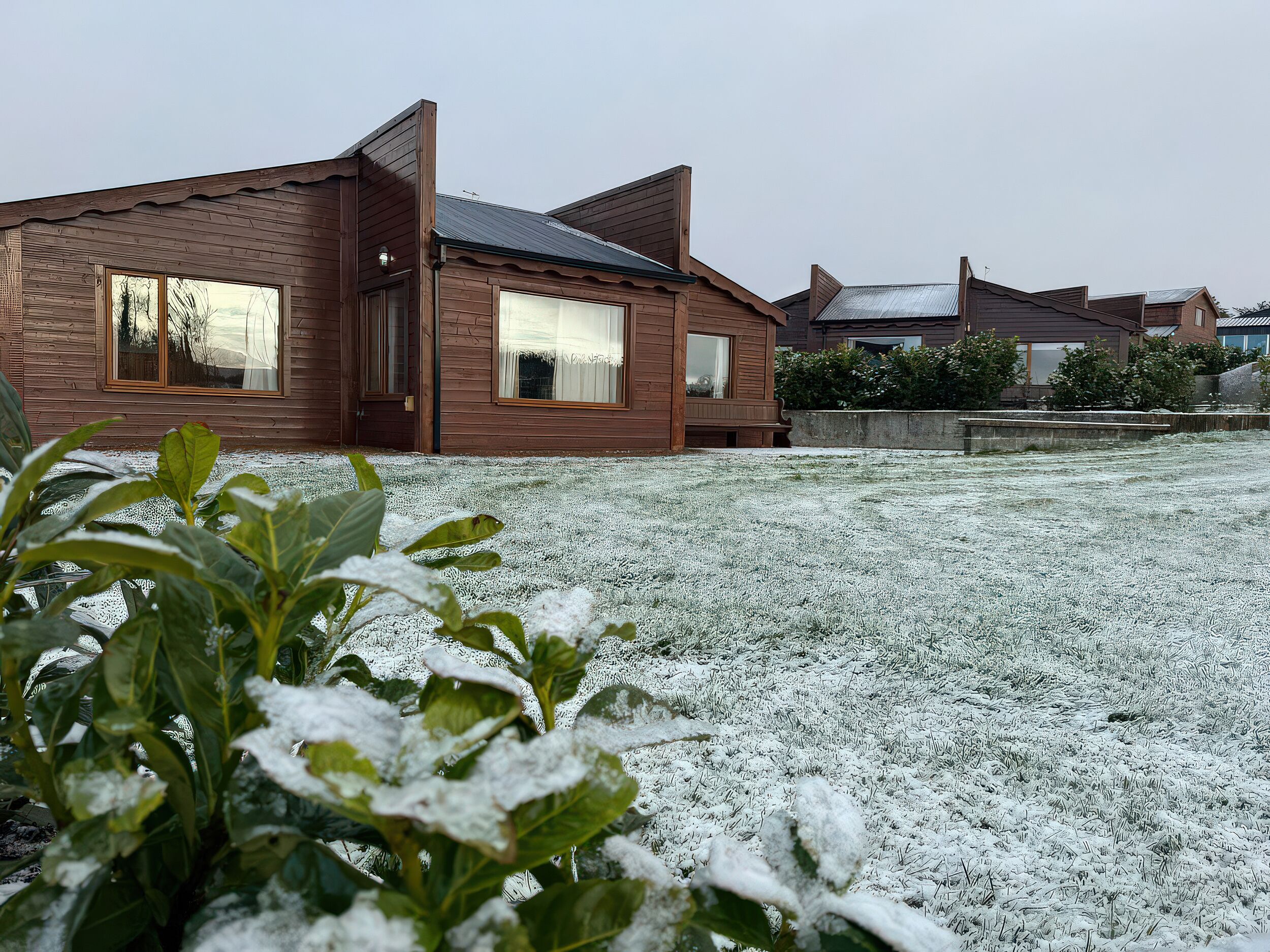 المنطقة المحيطة بالمنشأة