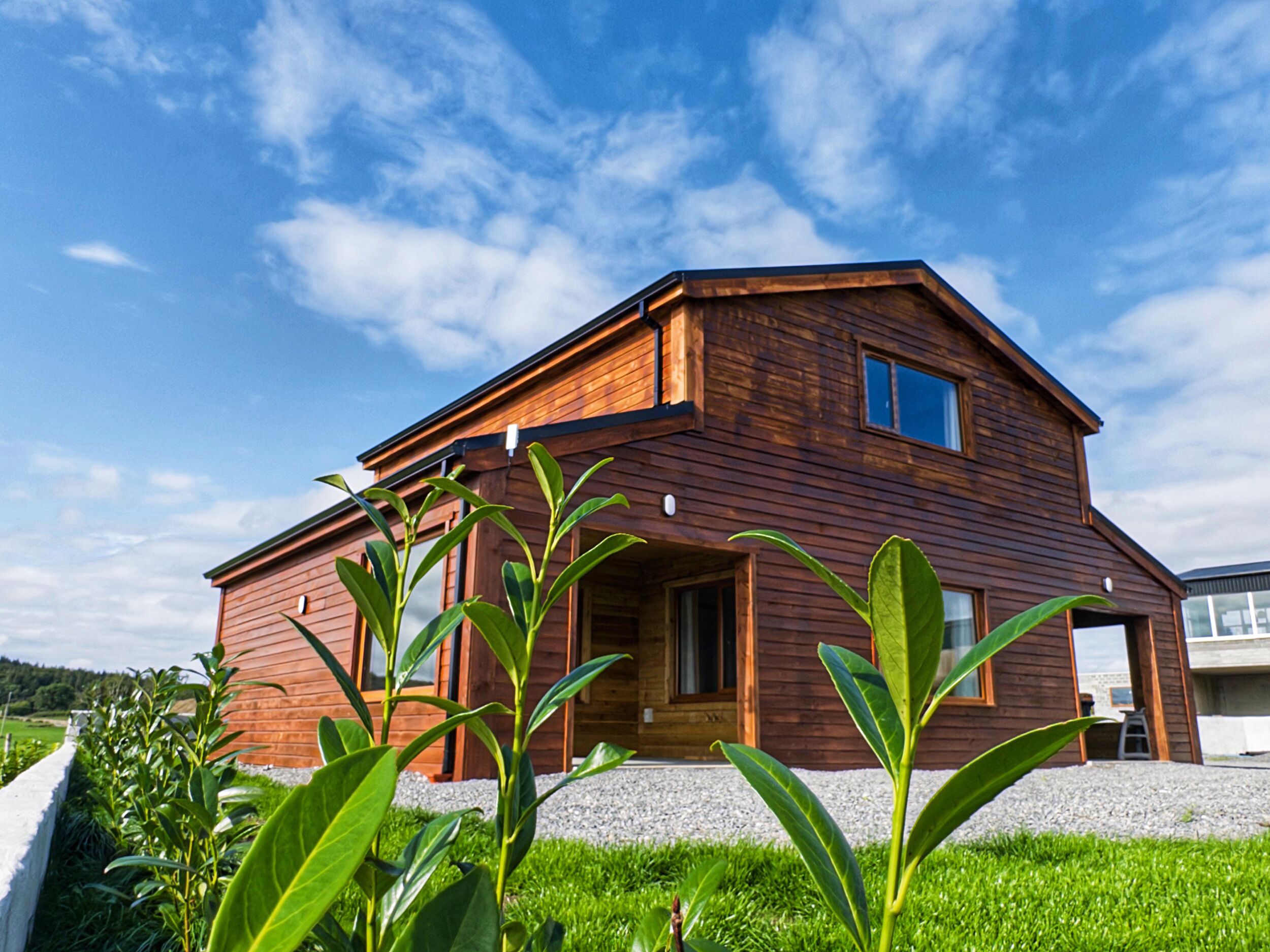 المنشأة من الخارج