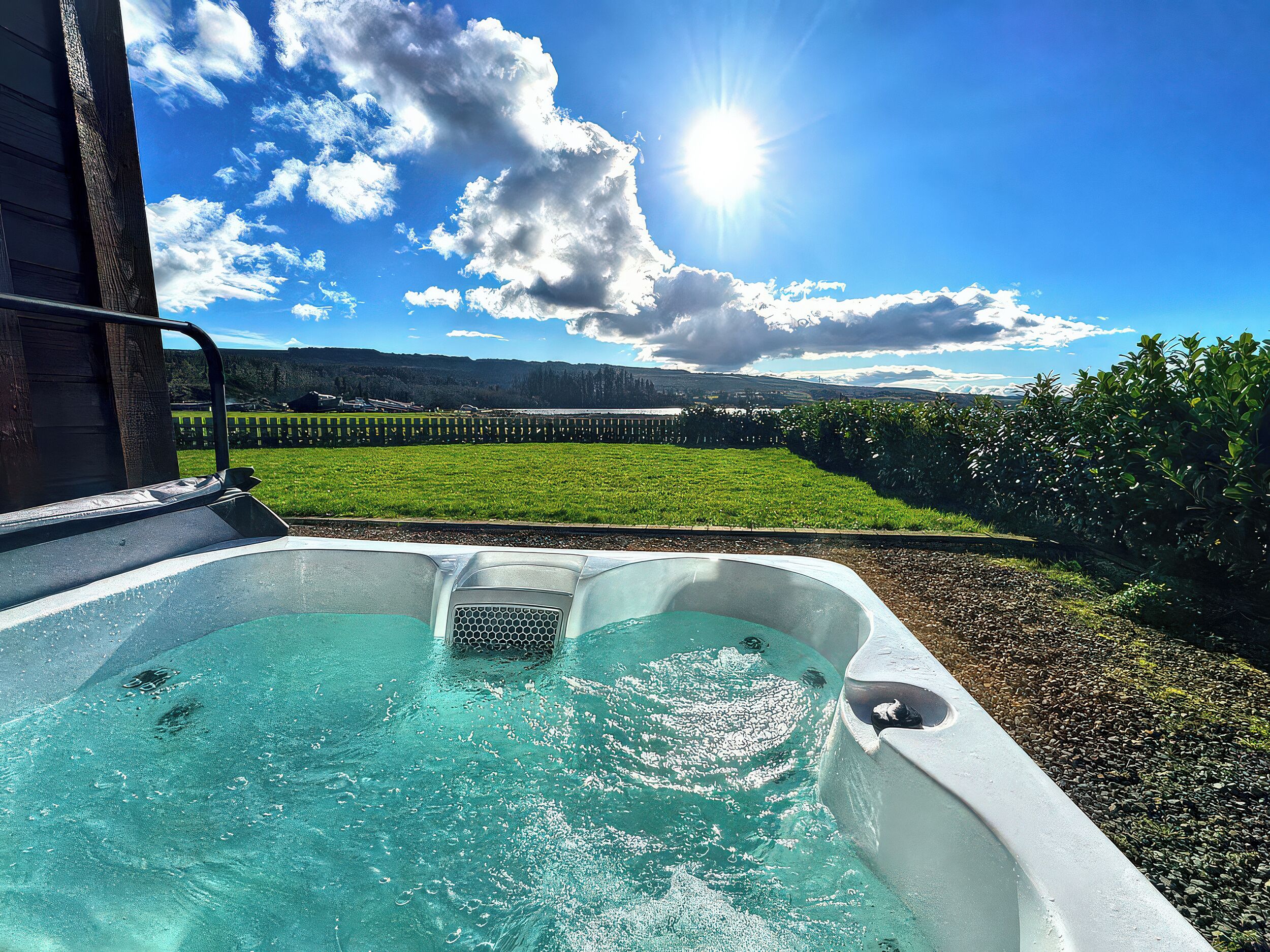 مغطس سبا خارجي