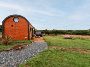 Property grounds - The Olju (Truro)