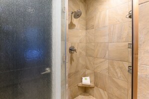 Hair dryer, towels - Two Units, One Stay | Perfect for Groups (Sisters)