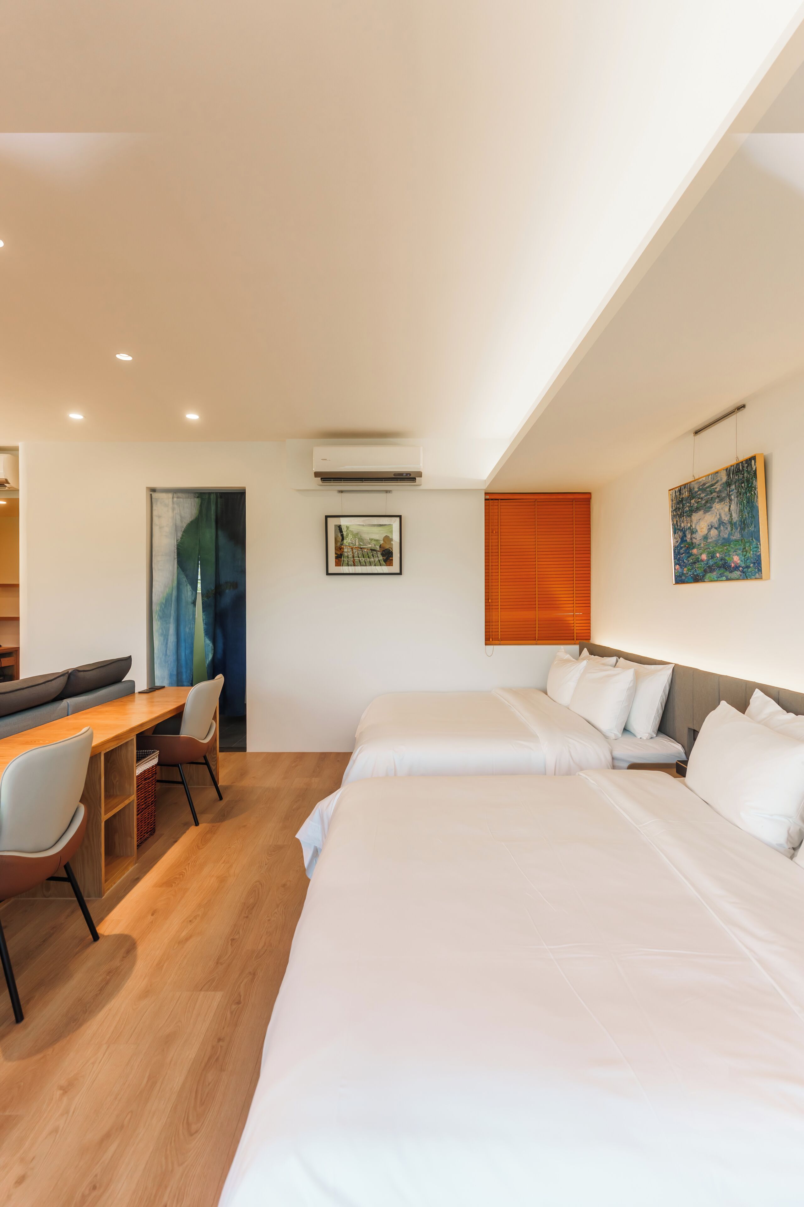 Comfort-Suite, Balkon, Blick auf den Innenhof