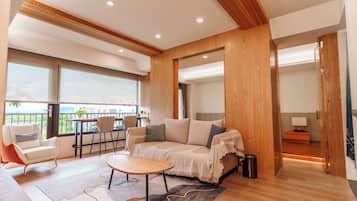 Comfort House, Garden View | Living area