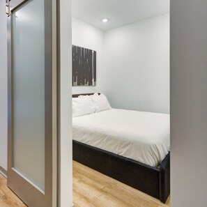 WiFi - Prime Ludlow Studio | Steps from UPenn & CHOP (Philadelphia)