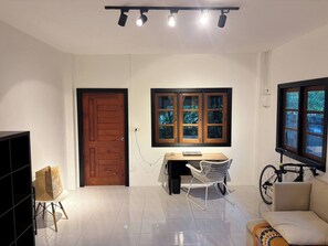 Room, 1 Bedroom, Smoking, Balcony | Living room