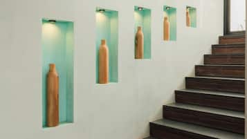 Apartment, 3 Bedrooms, Partial Sea View | Interior