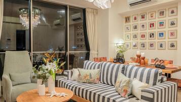 Apartment, 3 Schlafzimmer, eingeschrÀnkter Meerblick | Wohnbereich