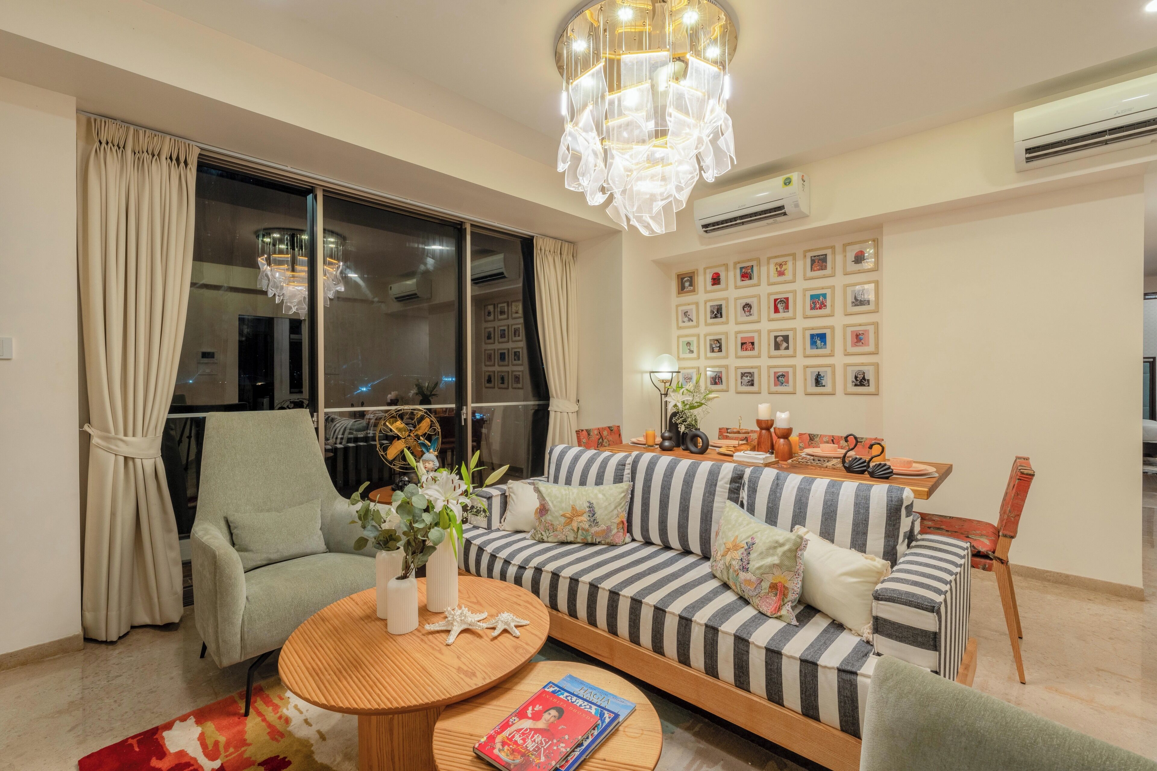 Apartment, 3 Bedrooms, Partial Sea View | Living area