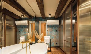 Luxury Suite | Bathroom | Slippers - Rynek 29 Aparthotel — Main Square “Cu Residence” — Kraków Old Town — by Luvaro (Kraków)