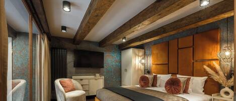 Luxury Suite