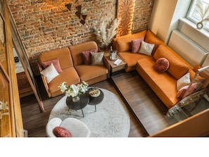 Unclassified image, 2 of 75, button - Rynek 29 Aparthotel — Main Square “Cu Residence” — Kraków Old Town — by Luvaro (Kraków)