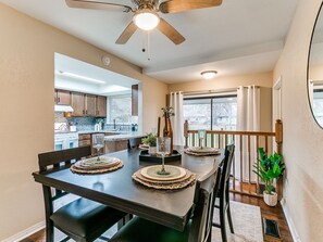 Dining - Moody Luxe Heller Park Stay - Tulsa Expo 5mi (Tulsa)