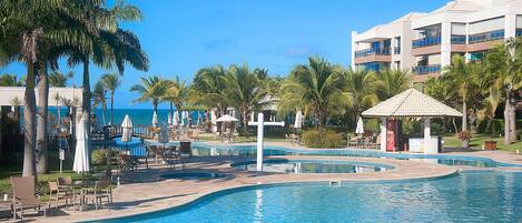 Basic Apartment | Pool