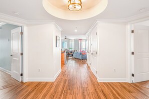 Interior - Luxury Gulf-Front 3BR Condo – Pensacola Beach (Pensacola Beach)