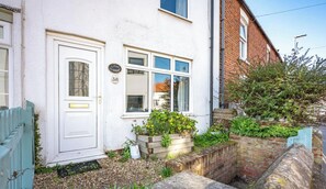 Exterior detail - The Little Cottage - Coastal cottage 5 mins walk to the Sea! (Norfolk)