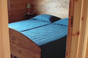 Room - LES CHALETS A LA FERME (with sauna) (Lent)