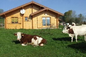 Exterior - LES CHALETS A LA FERME (with sauna) (Lent)