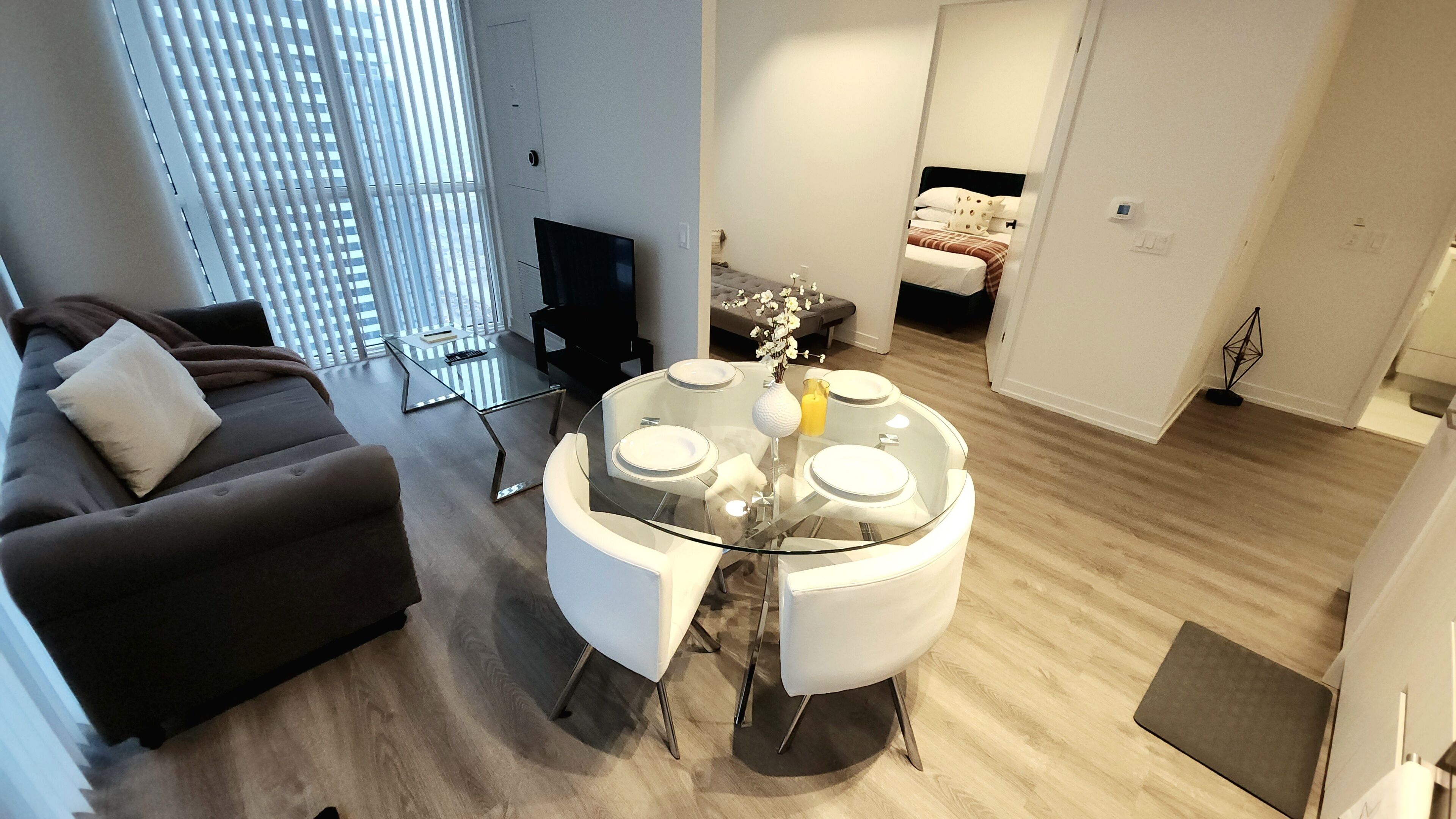 1 chambre, fer et planche à repasser, Wi-Fi, draps fournis