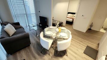 1 chambre, fer et planche Ă repasser, Wi-Fi, draps fournis