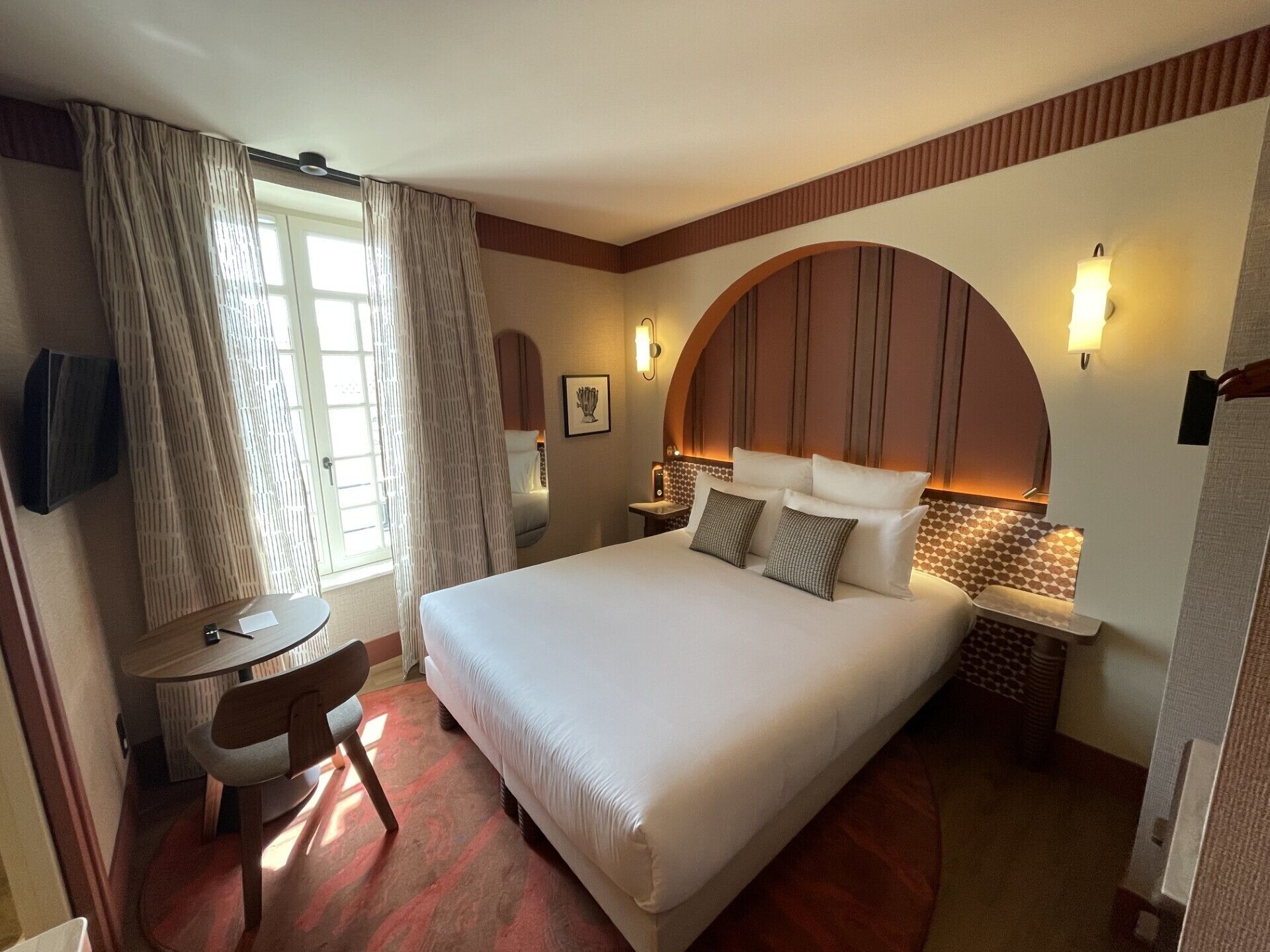 In-room safe, desk, laptop workspace, blackout drapes