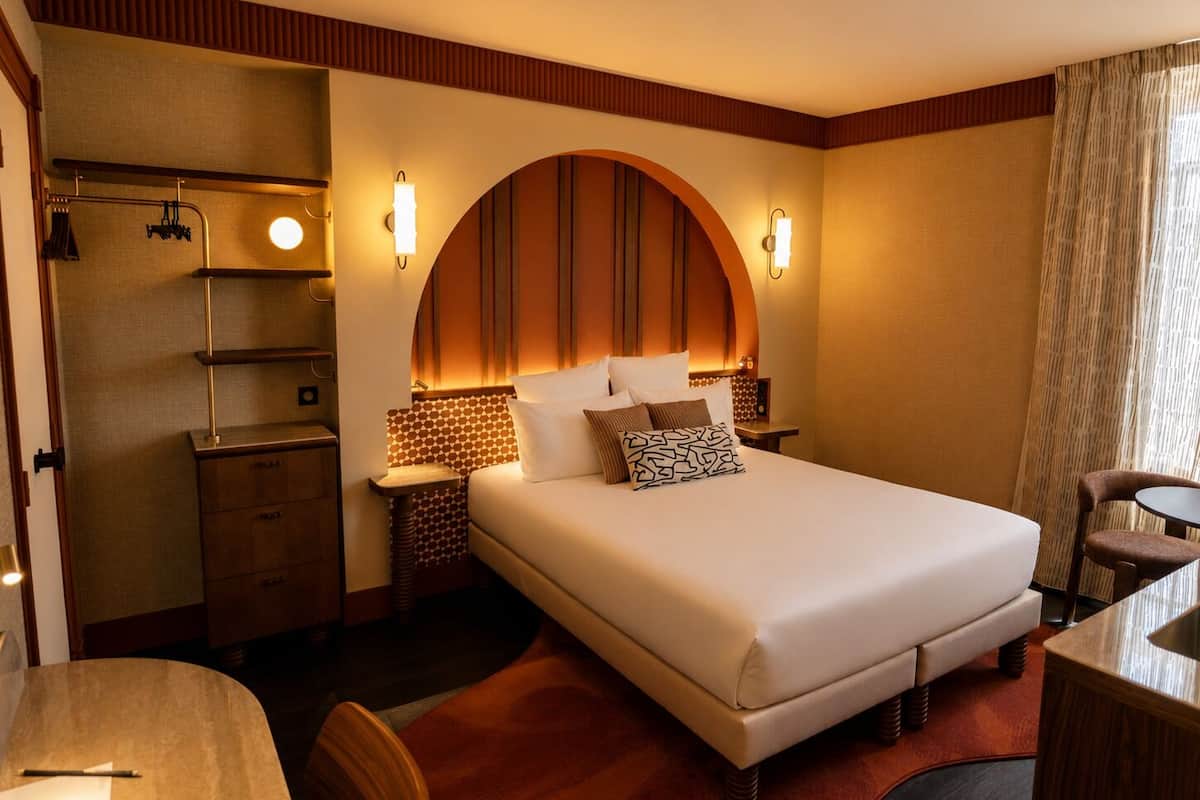In-room safe, desk, laptop workspace, blackout drapes