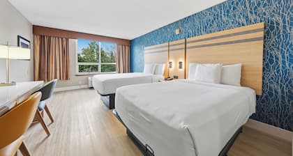 Near NYC • Refreshing Double Suite • Sleeps 4 • Pet Friendly