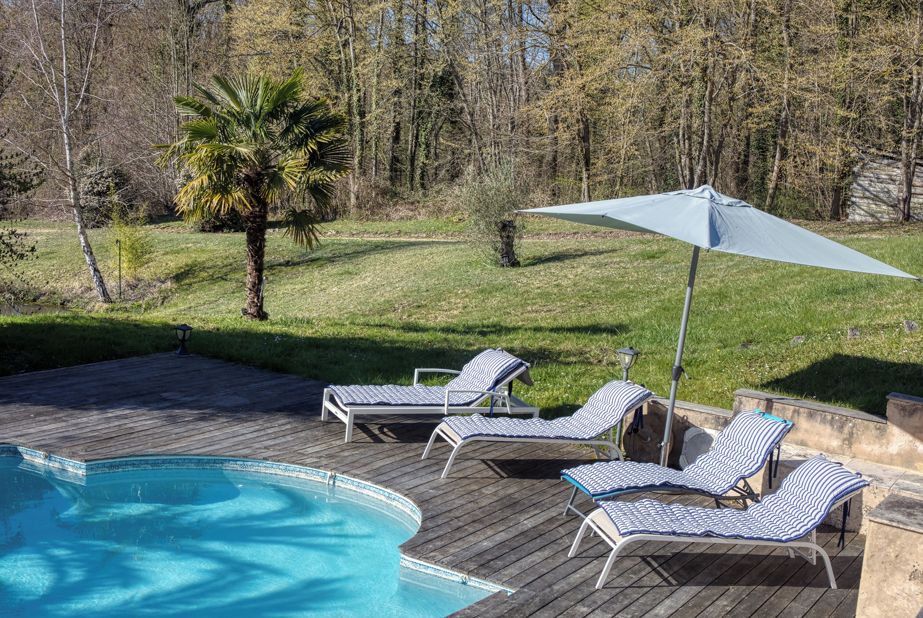 Piscine extérieure, piscine chauffée