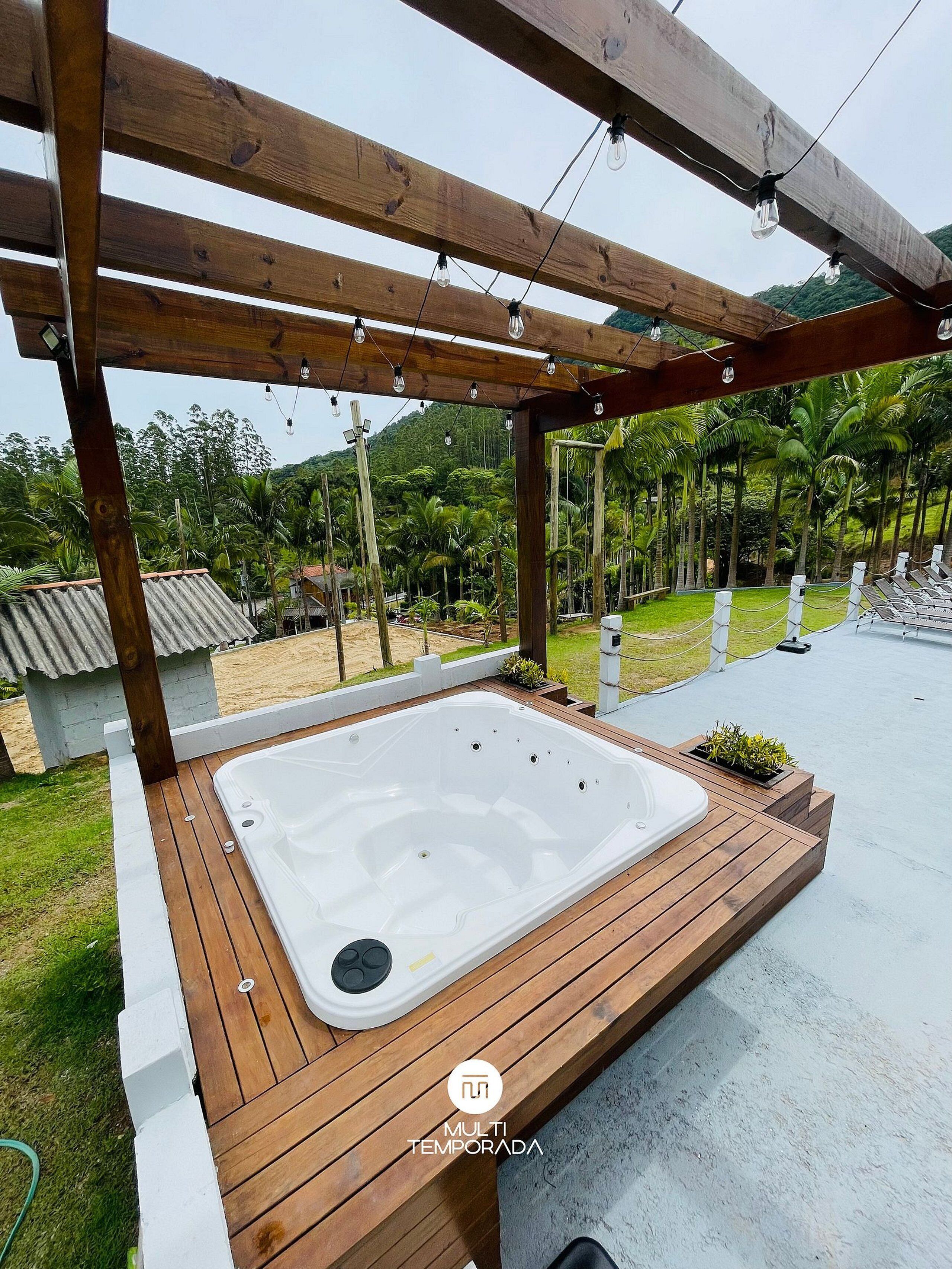 Deluxe Cabin | Garden view