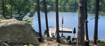 A COTTAGE and a boat with SOME EAST COAST CHARM