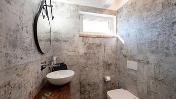 Double Room, Patio, Hill View | Bathroom