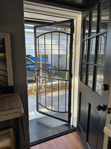 Welcome to your peaceful Oasis in DeLand! Our property offers a relaxing stay!