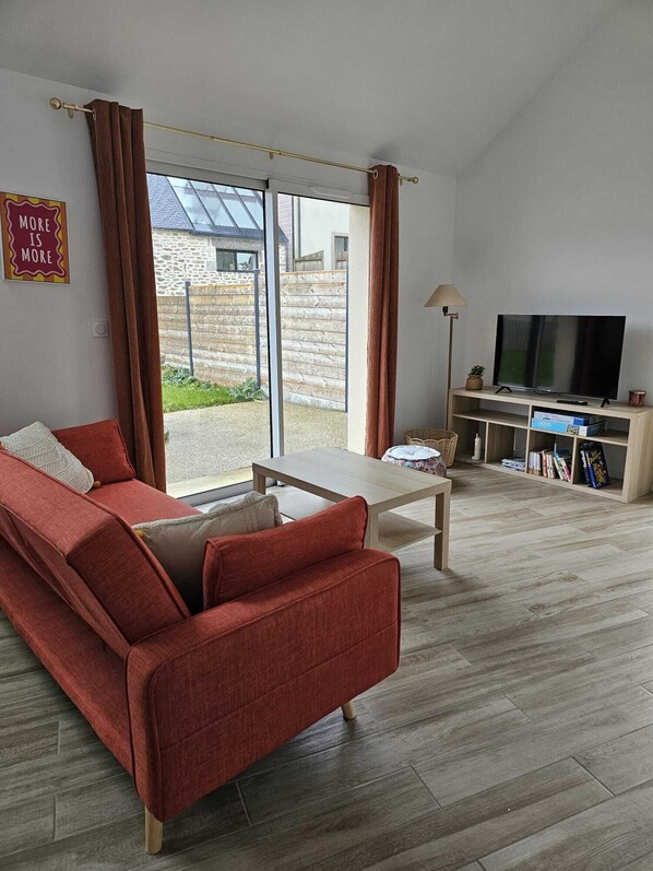 Living area - Gîte L'Atelier - Quiet & Garden near Brest (Bohars)