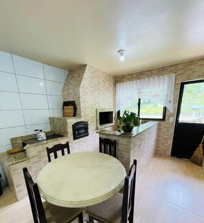 Aire de pique-nique/barbecue