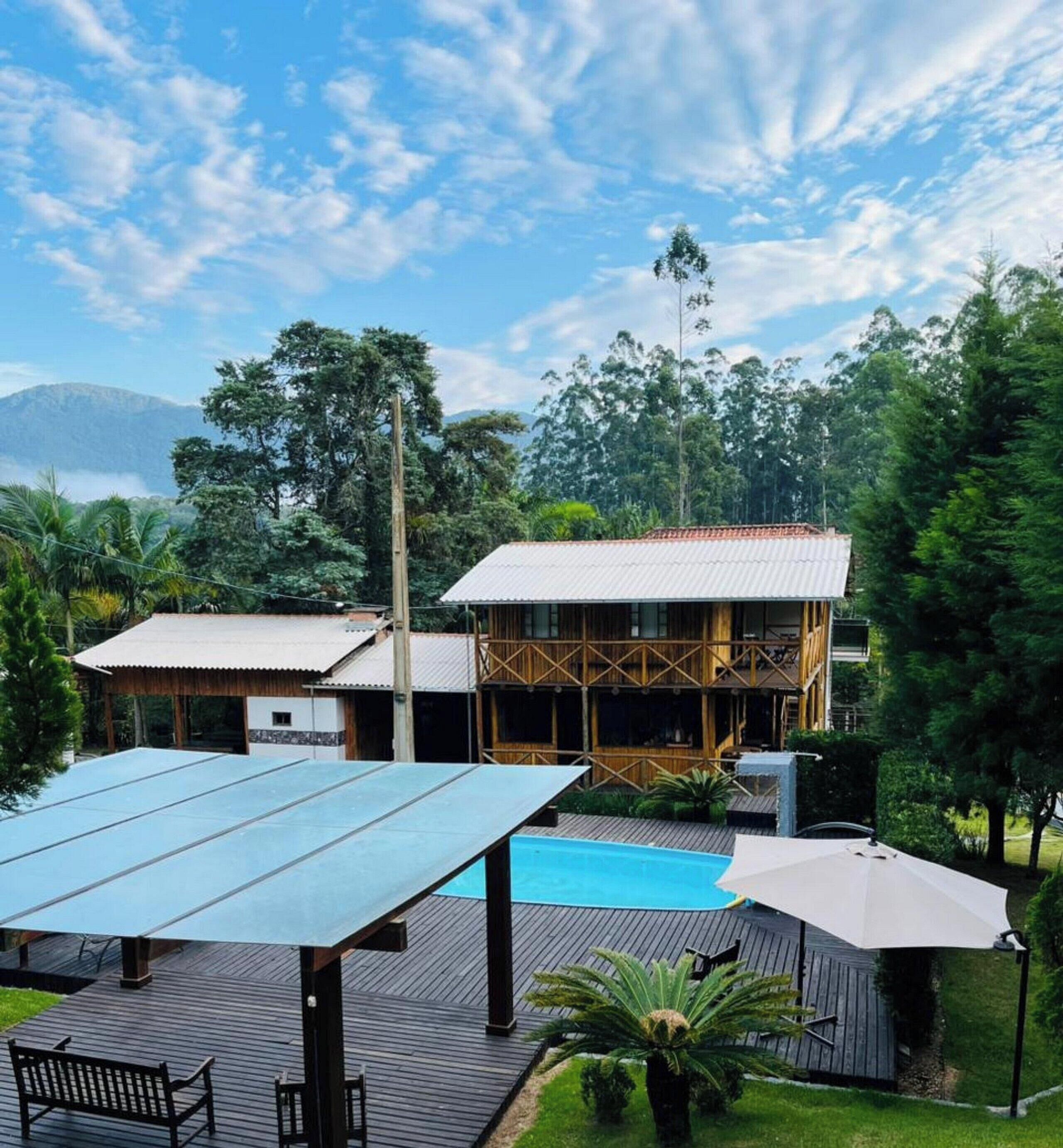 Premium-Ferienhaus, Poolzugang | Zimmerausstattung