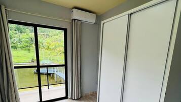 Casa de campo Premium, acceso a la piscina | Ropa de cama de alta calidad y decoración individual