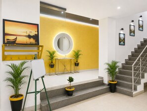 Staircase - Hotel Weekend Heights (Rishikesh)
