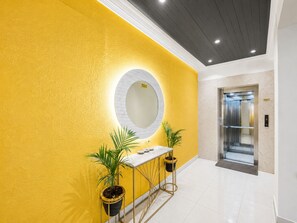 Elevator - Hotel Weekend Heights (Rishikesh)