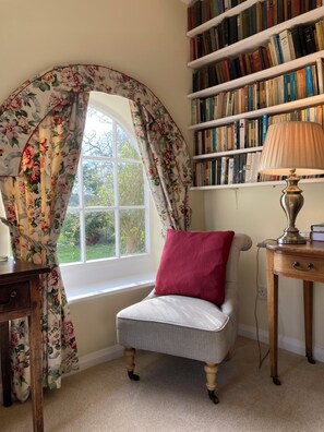 Interior - Historic folly in Capability Brown park for family or friends groups (Malton)