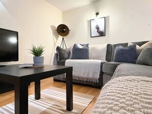 Living area - The Stables (Penrith)