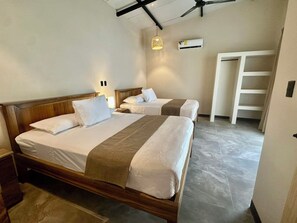 Room - New Beautiful private villa with pool 10 minutes walk from Puerto Viejo. (Puerto Viejo de Talamanca)