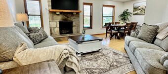 Private river access, at the gateway to the smokies in the heart of Townsend!