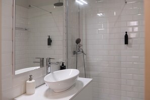 Apartment, City View | Bathroom - Breina II by Trip2Portugal (Porto)